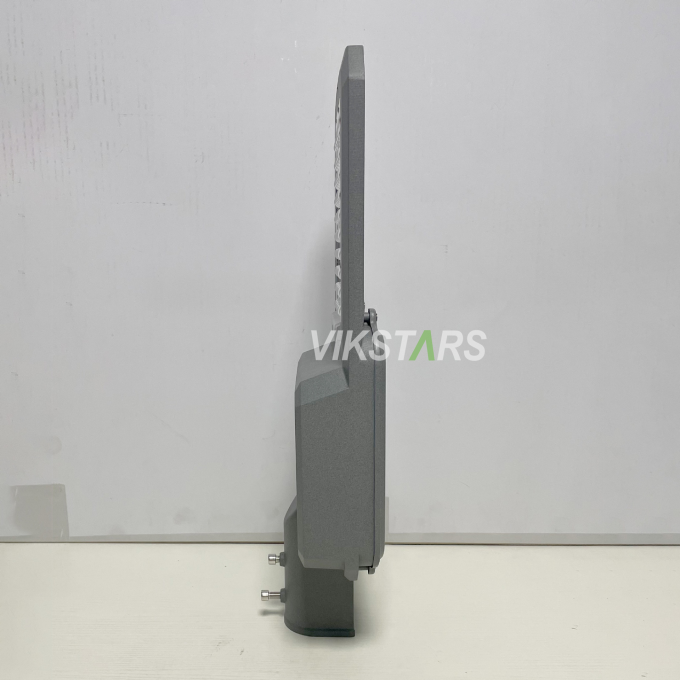 500W 600W 800W Lampe de projet de haute qualité Éclairage de rue solaire Pour la cour Villas Village 4