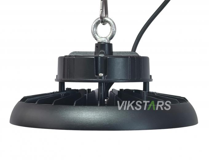 Pour la vente en gros LED UFO High Bay Lights Entrepôt d'usine d'éclairage Lampes OVNI IP65 Lampes imperméables 1