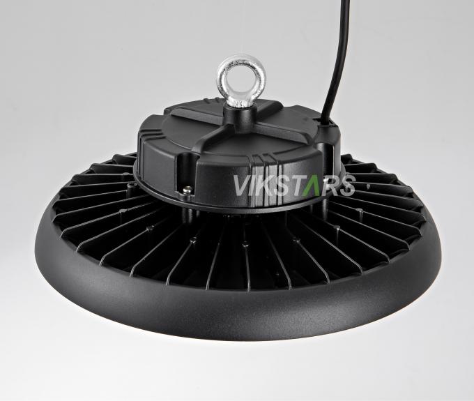 Pour la vente en gros LED UFO High Bay Lights Entrepôt d'usine d'éclairage Lampes OVNI IP65 Lampes imperméables 4