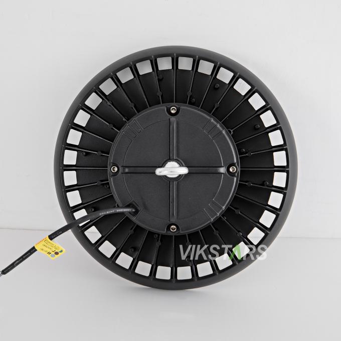 Pour la vente en gros LED UFO High Bay Lights Entrepôt d'usine d'éclairage Lampes OVNI IP65 Lampes imperméables 5