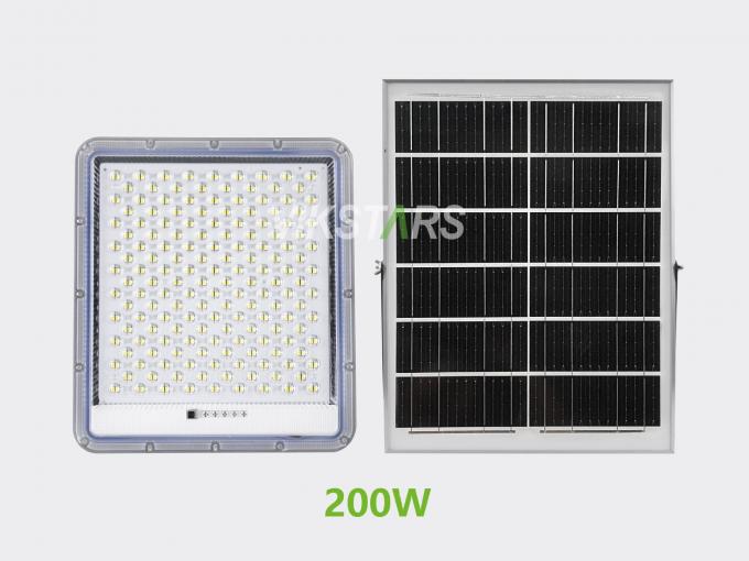 Lumières solaires en aluminium 100w 200w 300w 400w Pour les villages de jardin entrepôt IP66 imperméable à l'eau 2