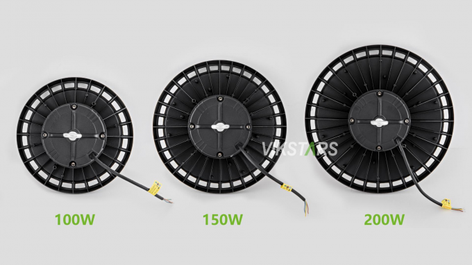 Le prix le moins cher UFO High Bay Lights 100W 150W 200W Pour l'usine d'atelier d'entrepôt 4