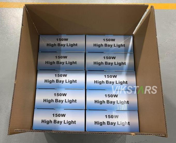 Le prix le moins cher UFO High Bay Lights 100W 150W 200W Pour l'usine d'atelier d'entrepôt 16