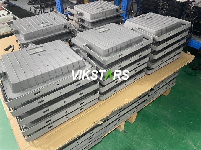 600w 800w Lumières solaires d'inondation Éclairage de stade Extérieur Réflecteurs solaires haute puissance 14