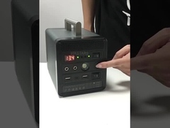 Moniteur à la maison du système 200w de remisage des batteries avec l'affichage numérique de tension