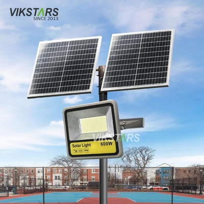 acheter 600w 800w Lumières solaires d'inondation Éclairage de stade Extérieur Réflecteurs solaires haute puissance fabrication en ligne