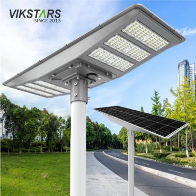 acheter Nouveau lampadaire solaire bidirectionnel IP66 LED Lumière solaire de jardin 600W 900W Tout en un Lampes solaires de paysage fabrication en ligne